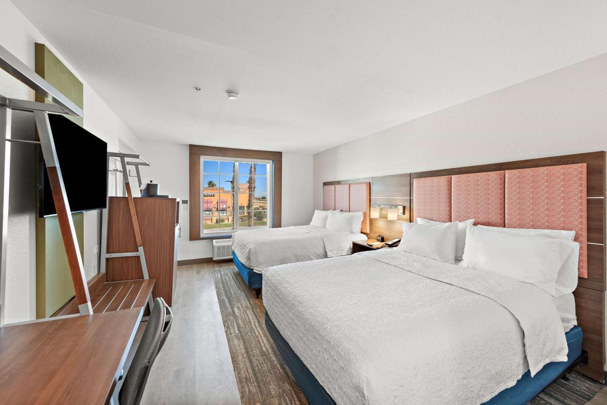 Hampton Inn By Hilton Calexico Esterno foto