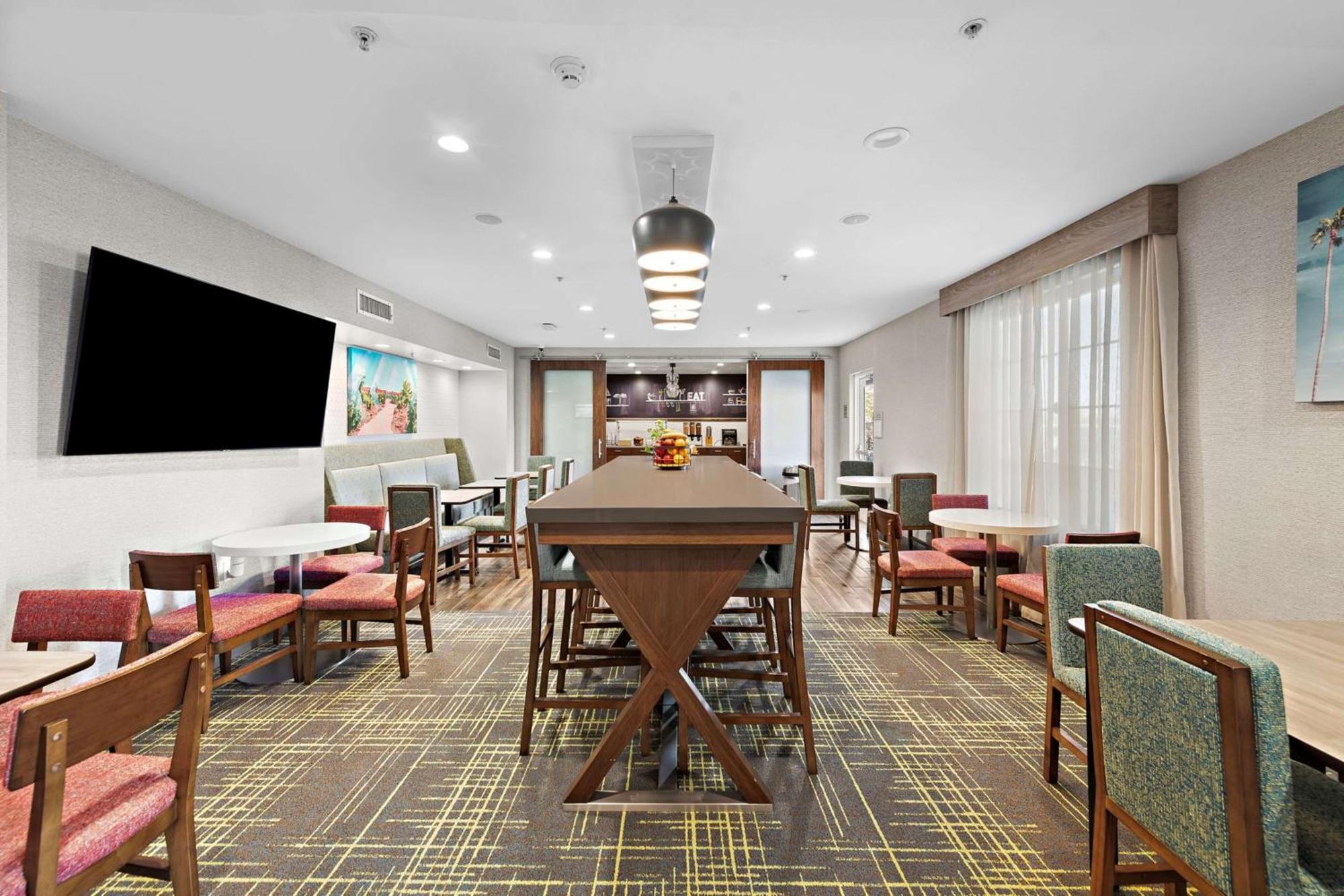 Hampton Inn By Hilton Calexico Esterno foto