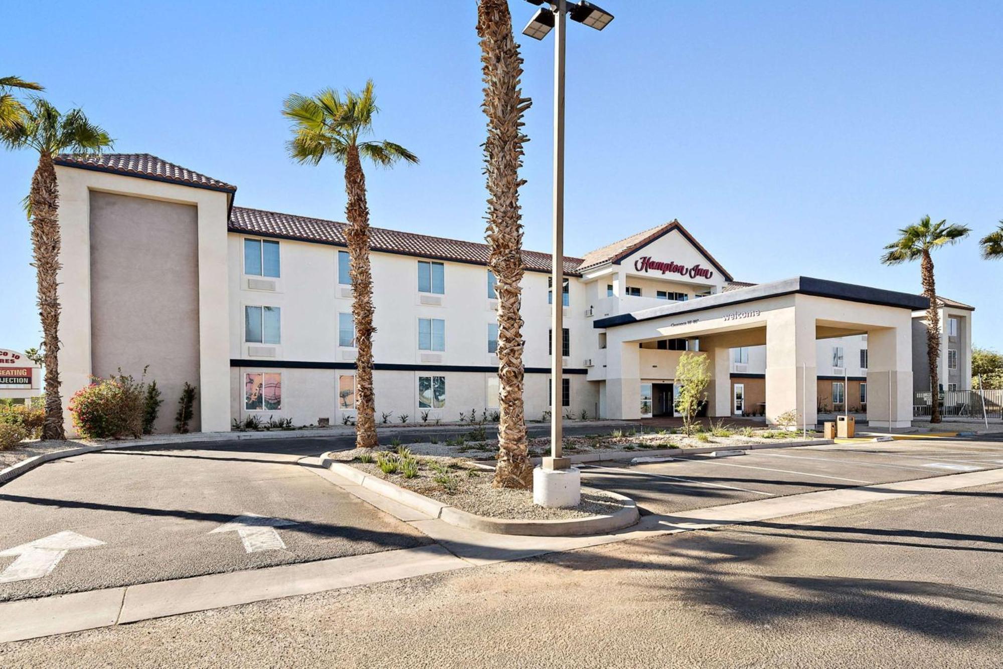 Hampton Inn By Hilton Calexico Esterno foto
