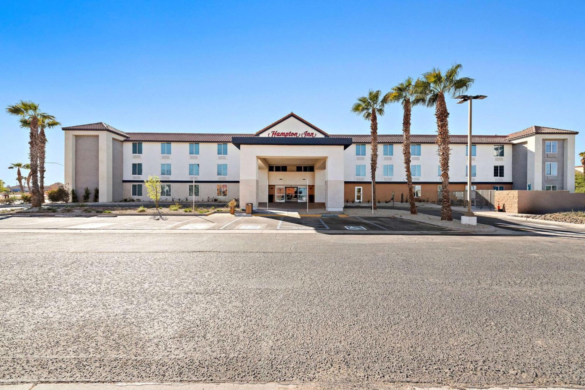 Hampton Inn By Hilton Calexico Esterno foto