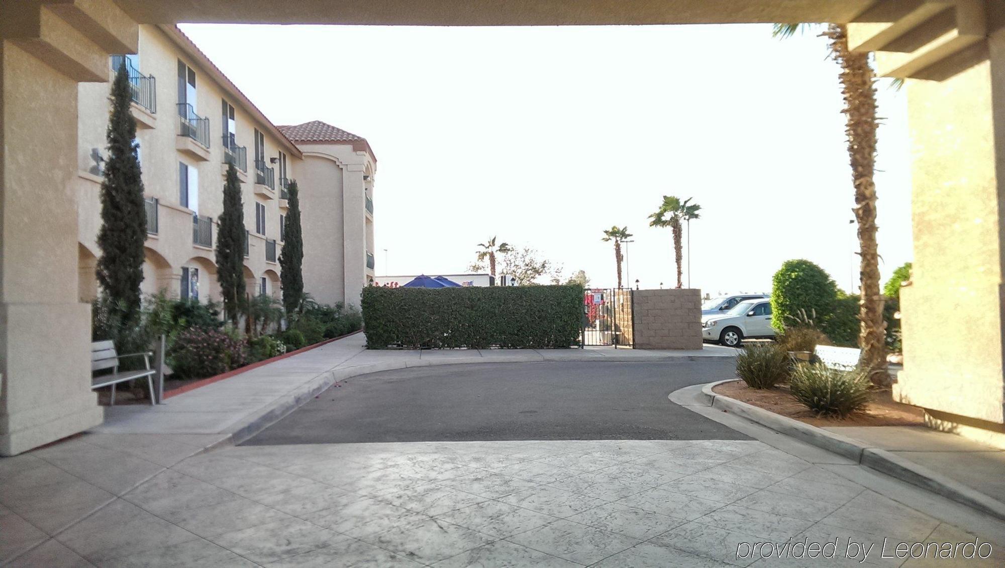 Hampton Inn By Hilton Calexico Esterno foto