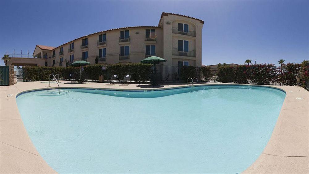 Hampton Inn By Hilton Calexico Esterno foto