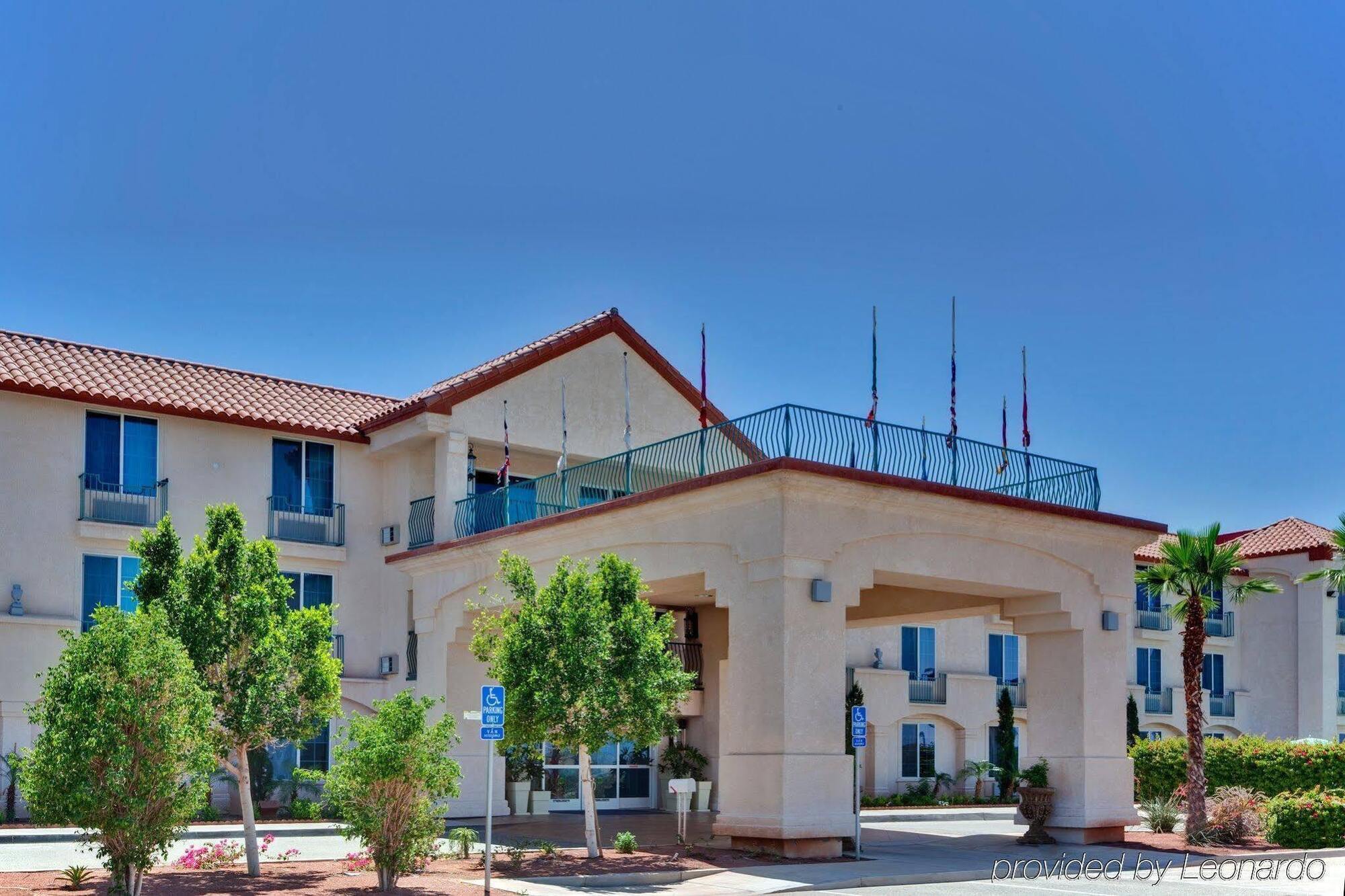 Hampton Inn By Hilton Calexico Esterno foto